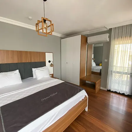 Hotel Rodis 3*